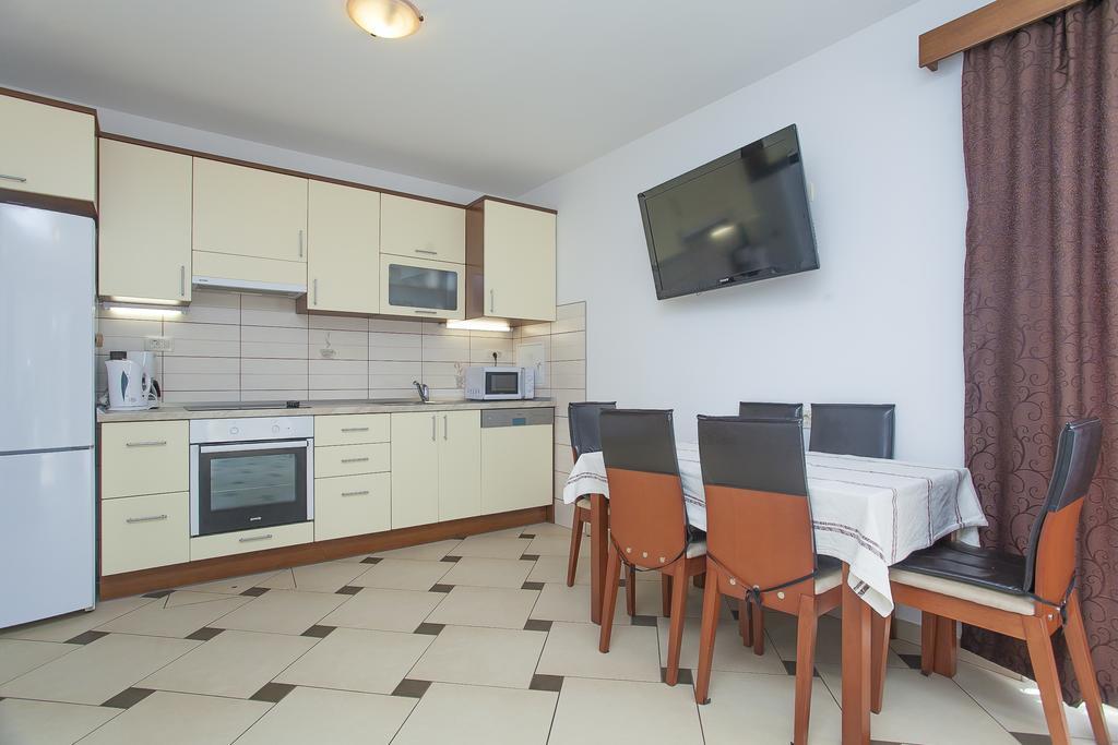 Apartments Villa Maris Lumbarda Habitación foto