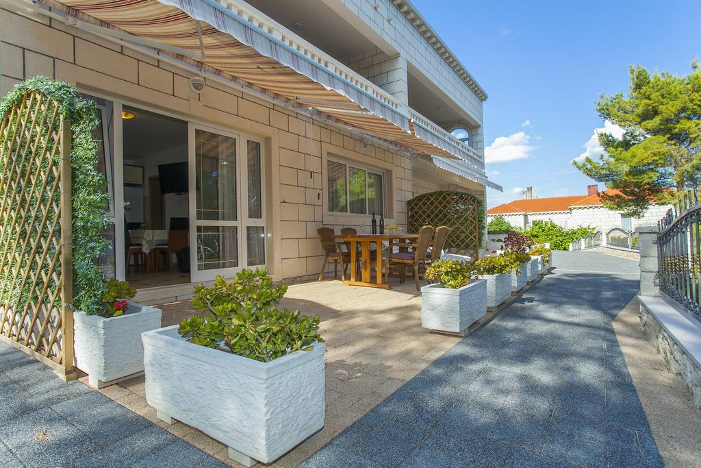 Apartments Villa Maris Lumbarda Habitación foto
