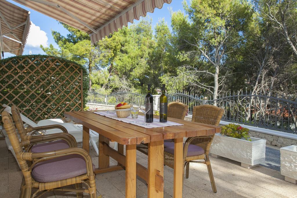 Apartments Villa Maris Lumbarda Habitación foto